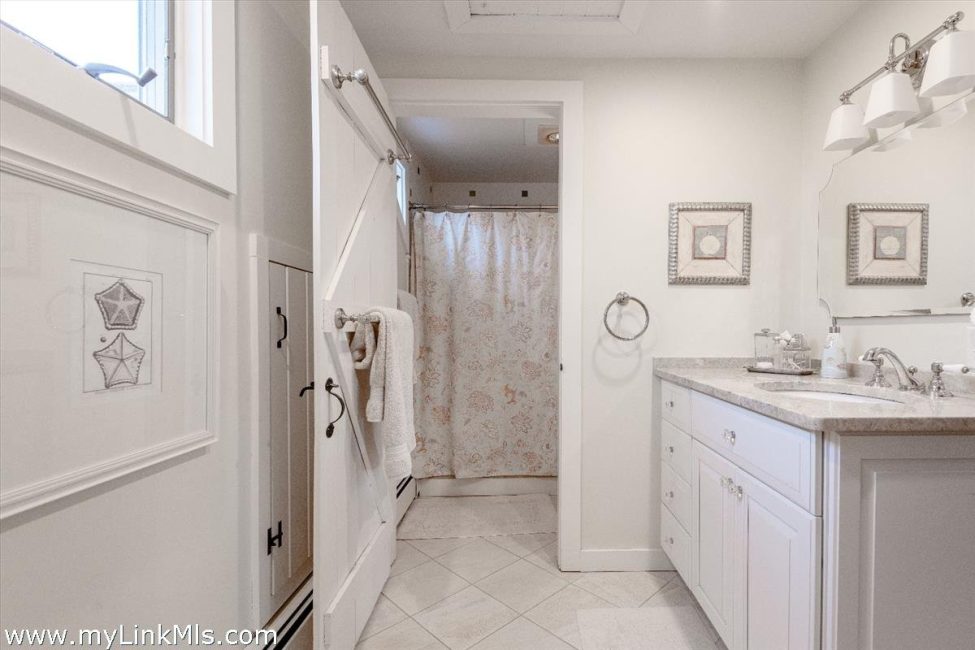  7 Oak Hollow Lane Image 30
                                    