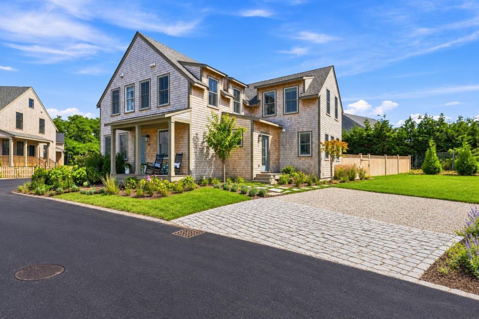  18 Honeysuckle Drive Image 1
                                    