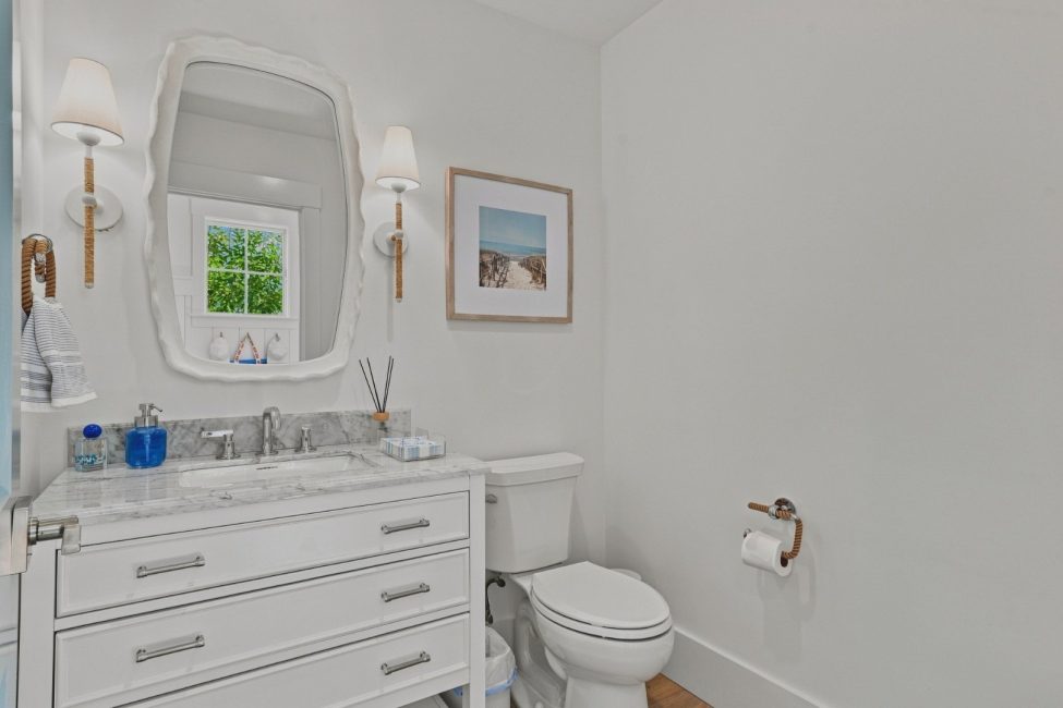  18 Honeysuckle Drive Image 20
                                    