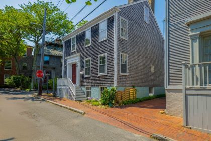 17 Gay Street Town