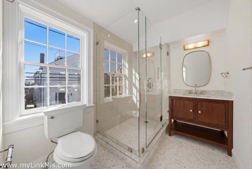  85 Orange Street Image 77
                                    