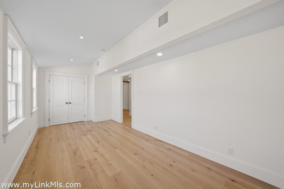  85 Orange Street Image 79
                                    