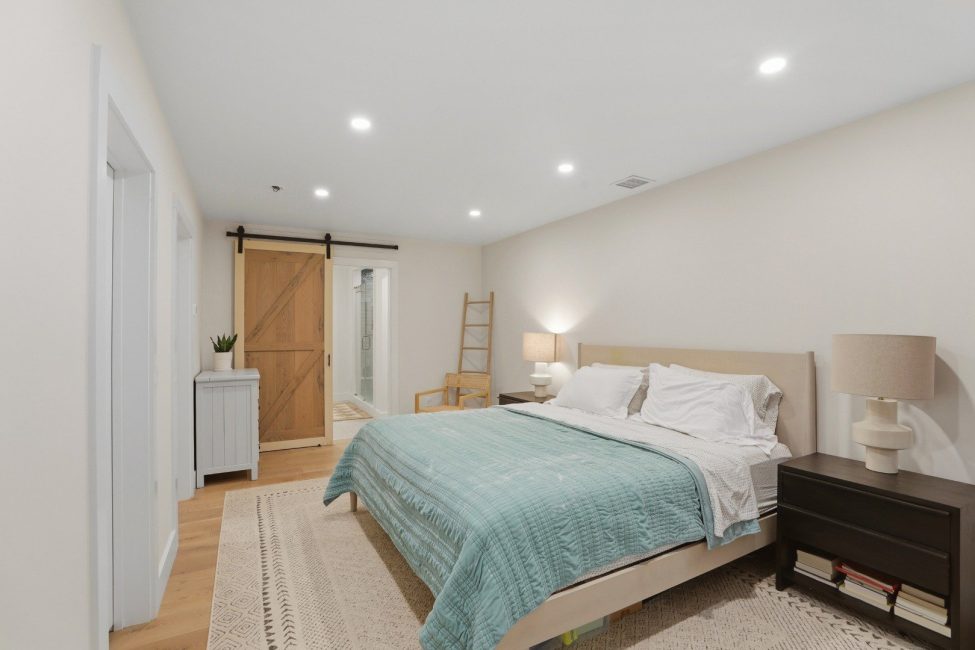  18 Pine Tree Road Image 13
                                    