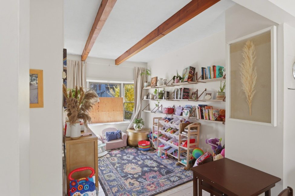  18 Pine Tree Road Image 22
                                    