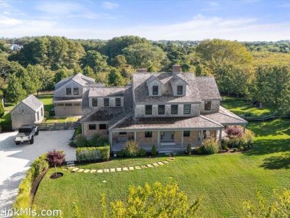 8 Austin Farm Drive Hummock Pond
