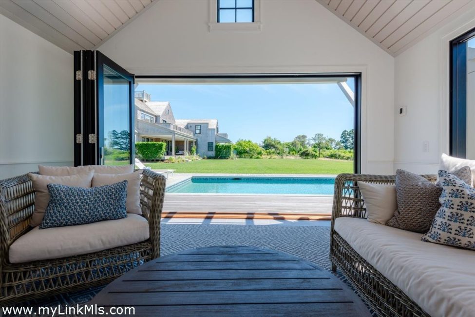  36 Warrens Landing Road Image 11
                                    