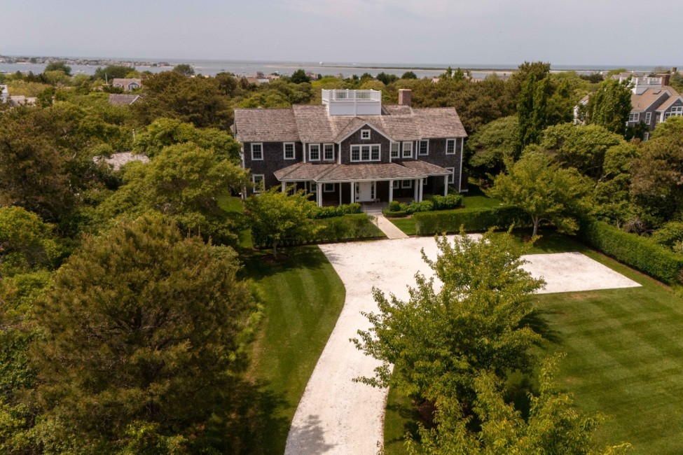  34 Brewster Road Image 1
                                    