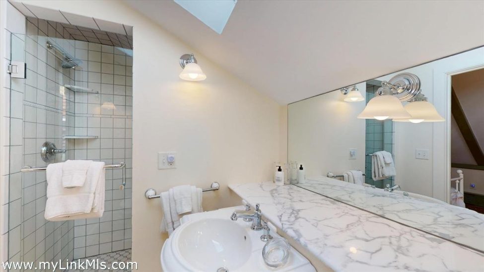  39A Milk Street Image 43
                                    