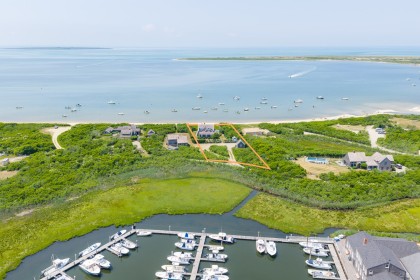 1 Little Neck Way Madaket