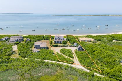 1 Little Neck Way Madaket
