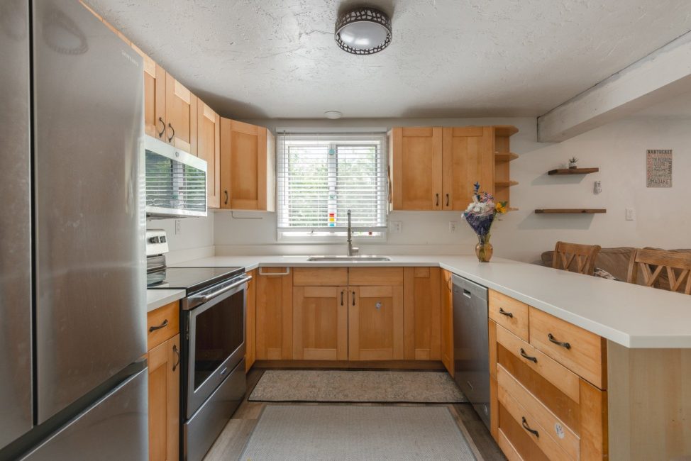  21A Pine Grove # 2 Image 14
                                    