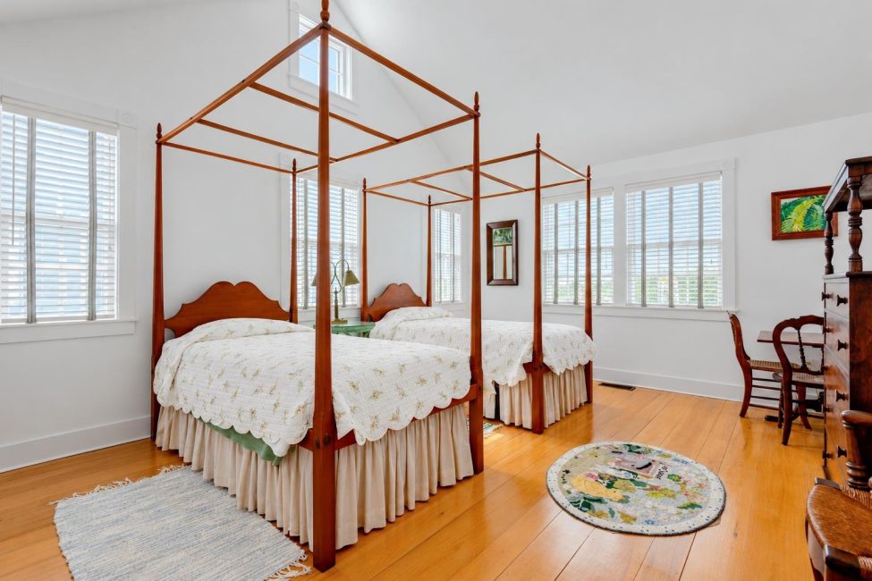  4 Black Walnut Lane Image 28
                                    