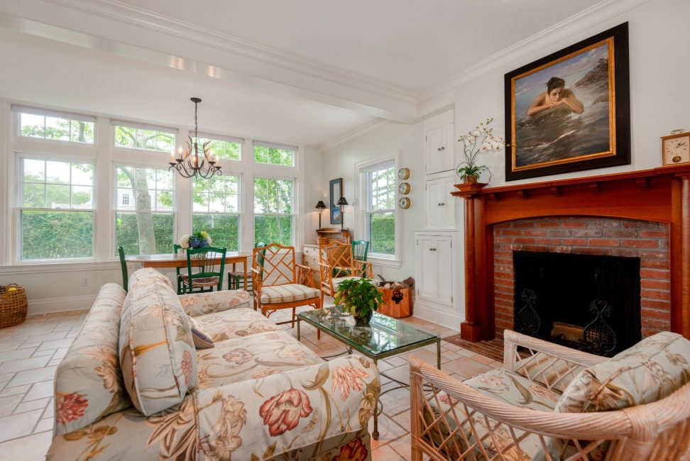  8 Hedge Row Image 14
                                    
