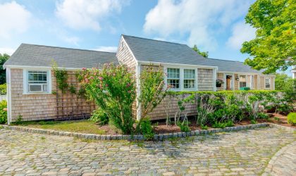 11 Stone Barn Way Brant Point