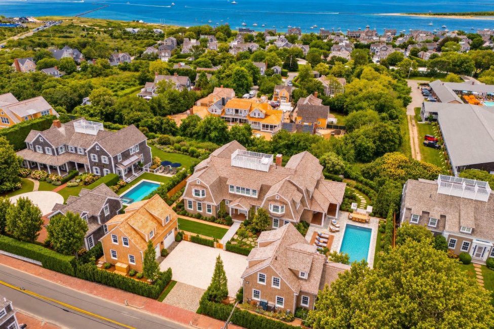  33 Cliff Road Image 1
                                    