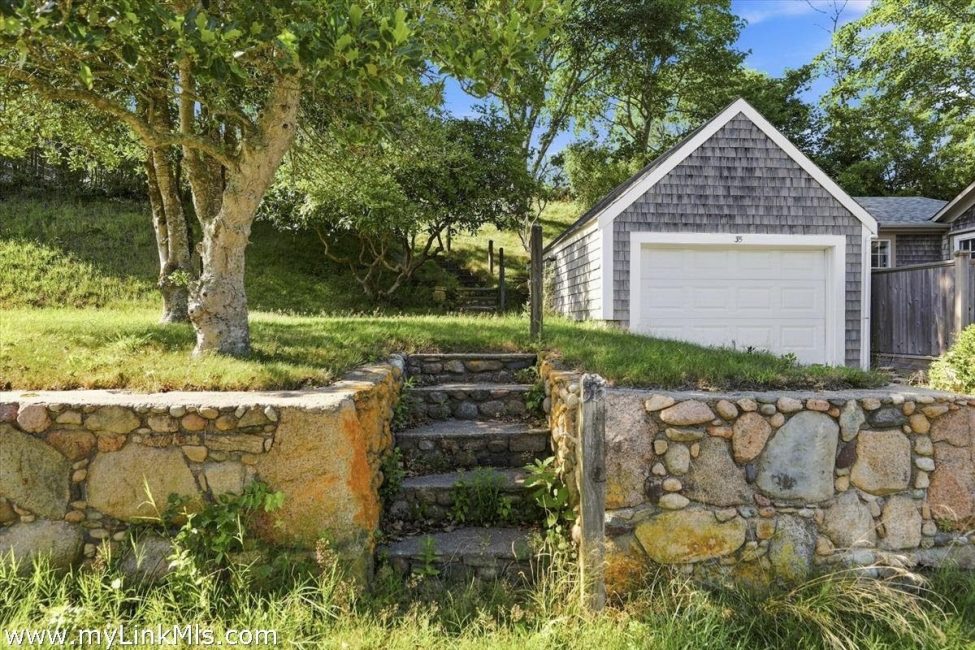  35 West Chester Street Image 3
                                    