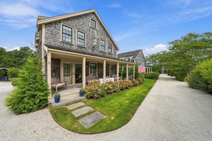 8 Fox Grape Lane