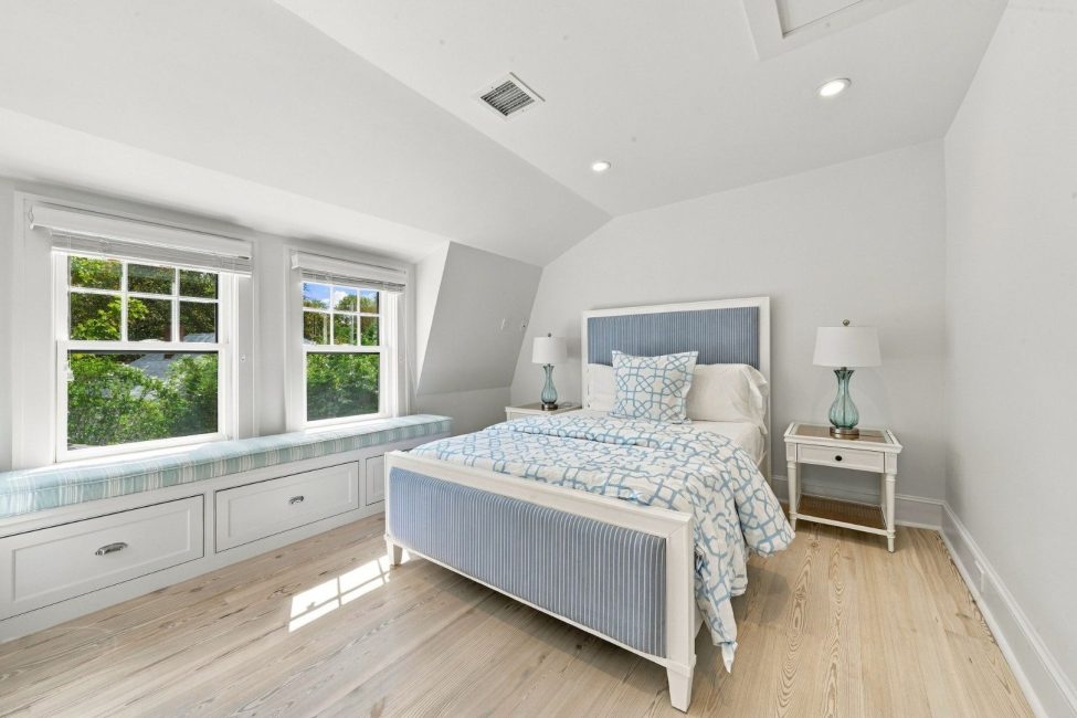  2 Brocks Court Image 38
                                    