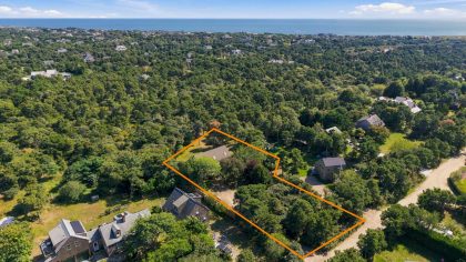 10 Field Avenue