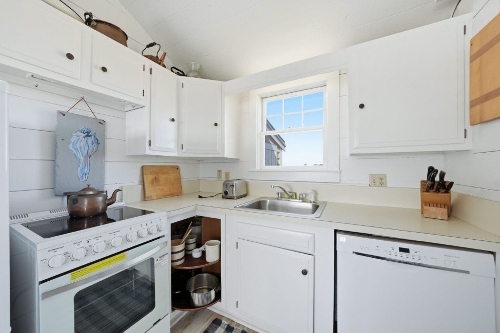  37 Sheep Pond Road Image 10
                                    