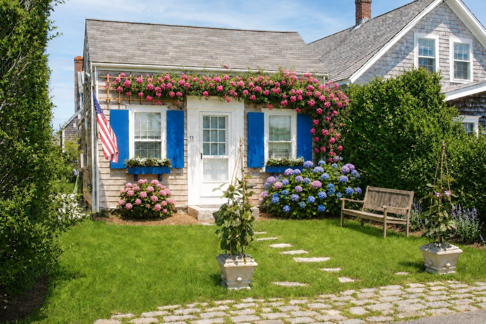                                     13 East Lincoln Avenue Nantucket Rental Image 12
                                
