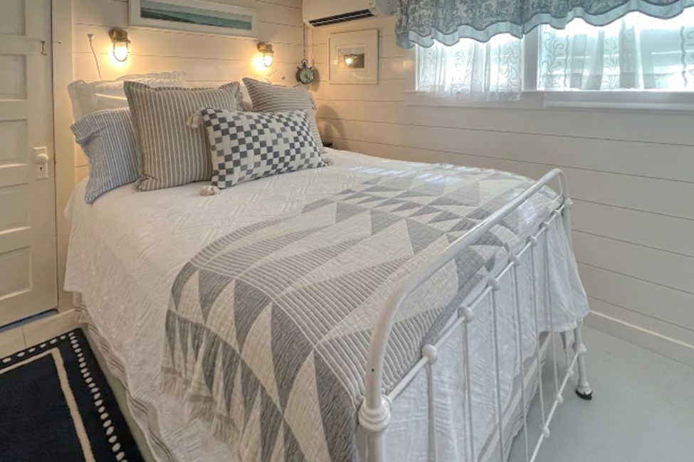                                     13 East Lincoln Avenue Nantucket Rental Image 12
                                