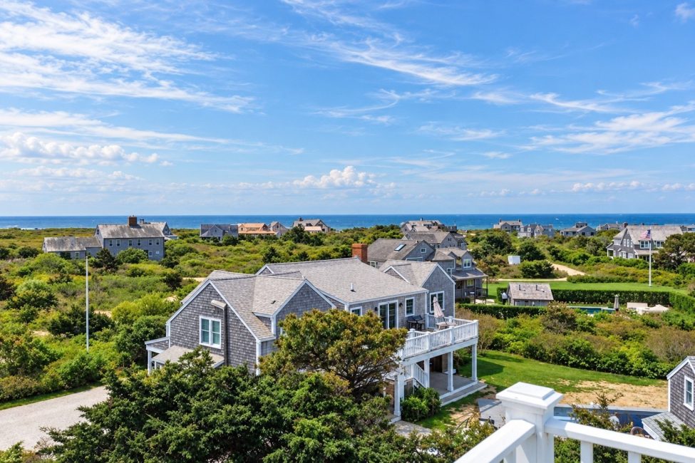                                     7 Davis Lane Nantucket Rental Image 33
                                