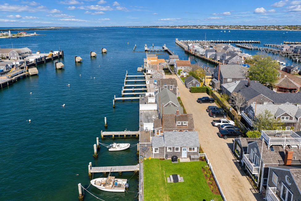                                     14 Old North Wharf | Lydia Nantucket Rental Image 17
                                