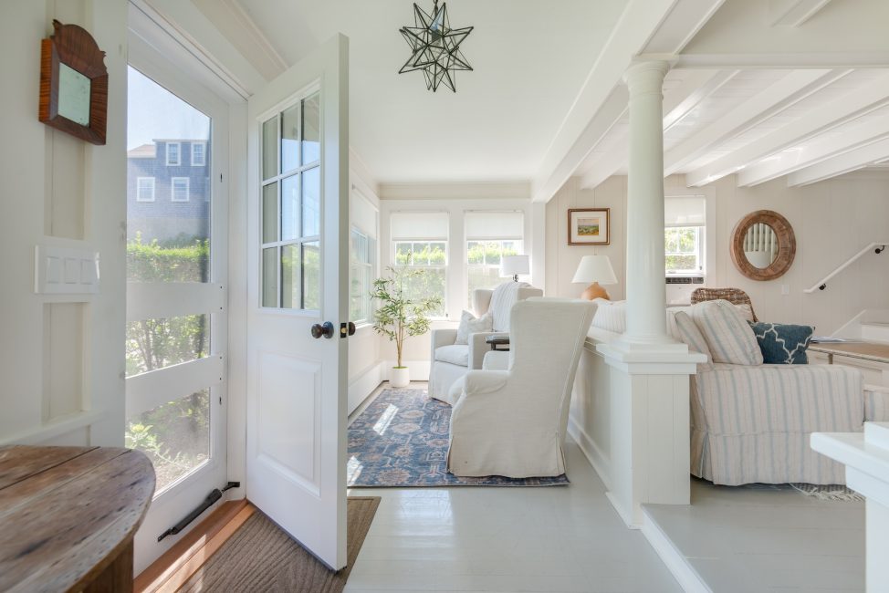                                     15 Beach Street Nantucket Rental Image 30
                                