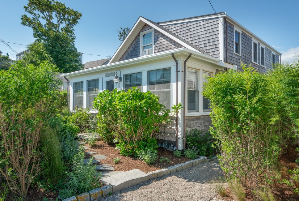                                     15 Beach Street Nantucket Rental Image 30
                                