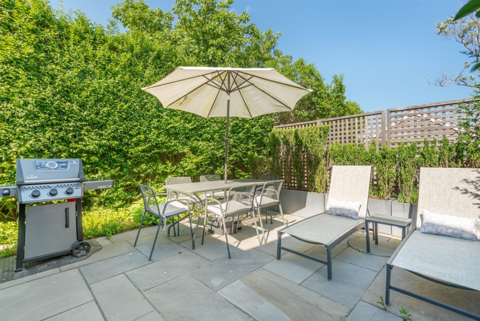                                     15 Beach Street Nantucket Rental Image 30
                                