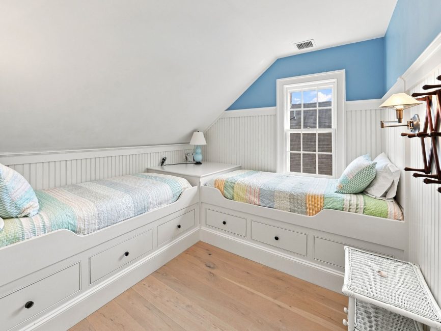                                     44 Pine Street Nantucket Rental Image 82
                                