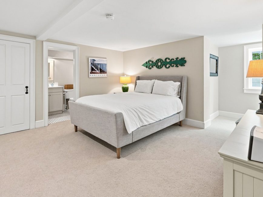                                     44 Pine Street Nantucket Rental Image 82
                                