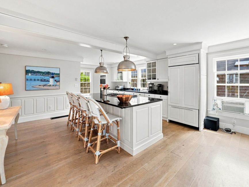                                     44 Pine Street Nantucket Rental Image 82
                                