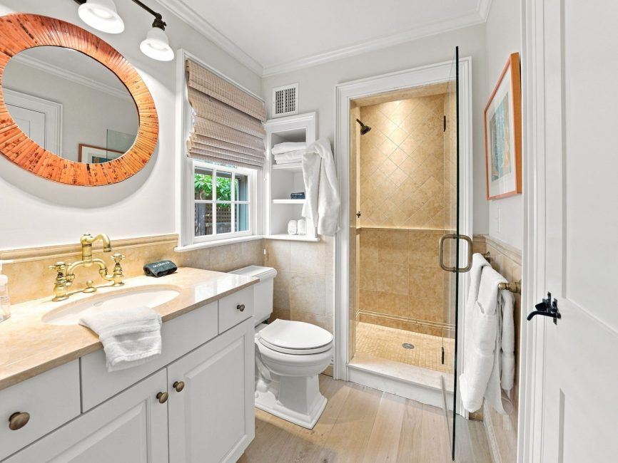                                     44 Pine Street Nantucket Rental Image 82
                                