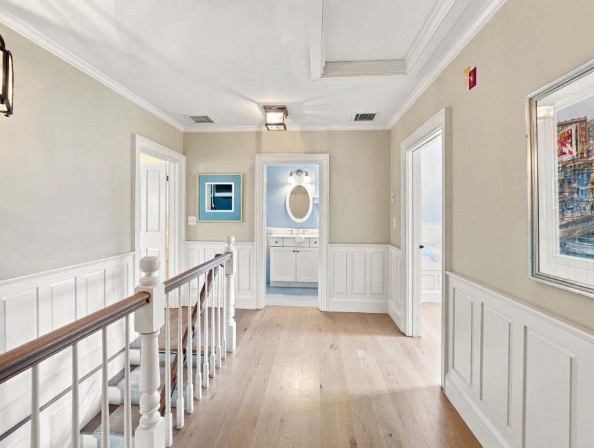                                     44 Pine Street Nantucket Rental Image 82
                                