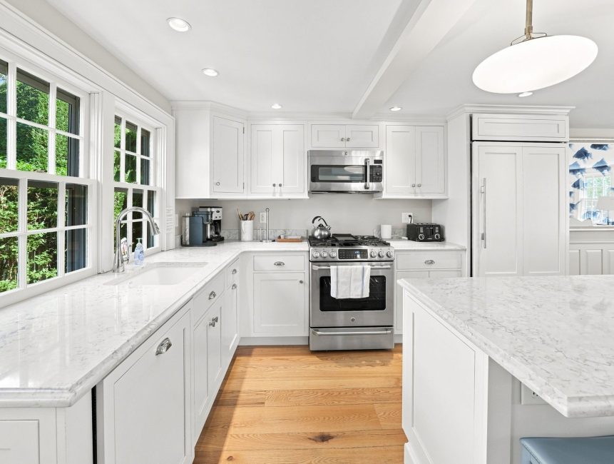                                     44 Pine Street Nantucket Rental Image 82
                                