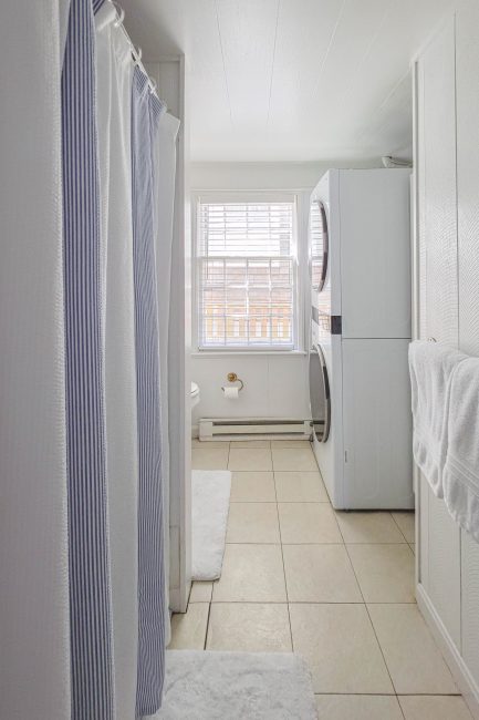                                     15 Old North Wharf Nantucket Rental Image 20
                                
