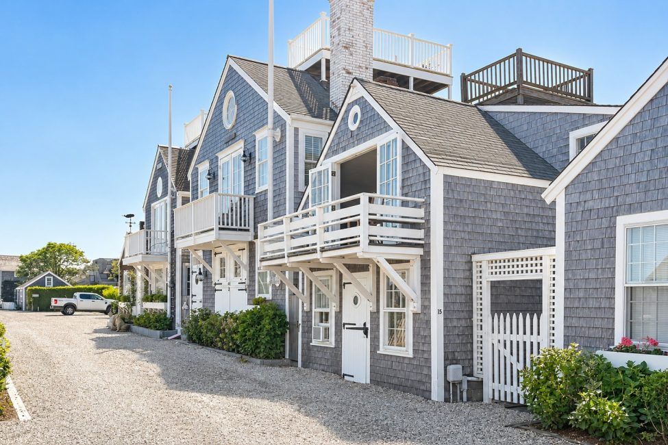                                     15 Old North Wharf Nantucket Rental Image 20
                                