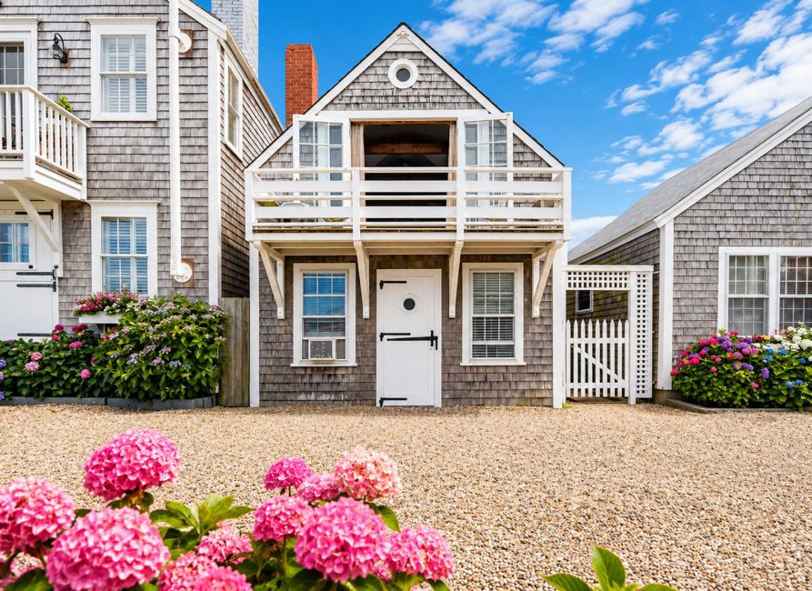                                    15 Old North Wharf Nantucket Rental Image 20
                                