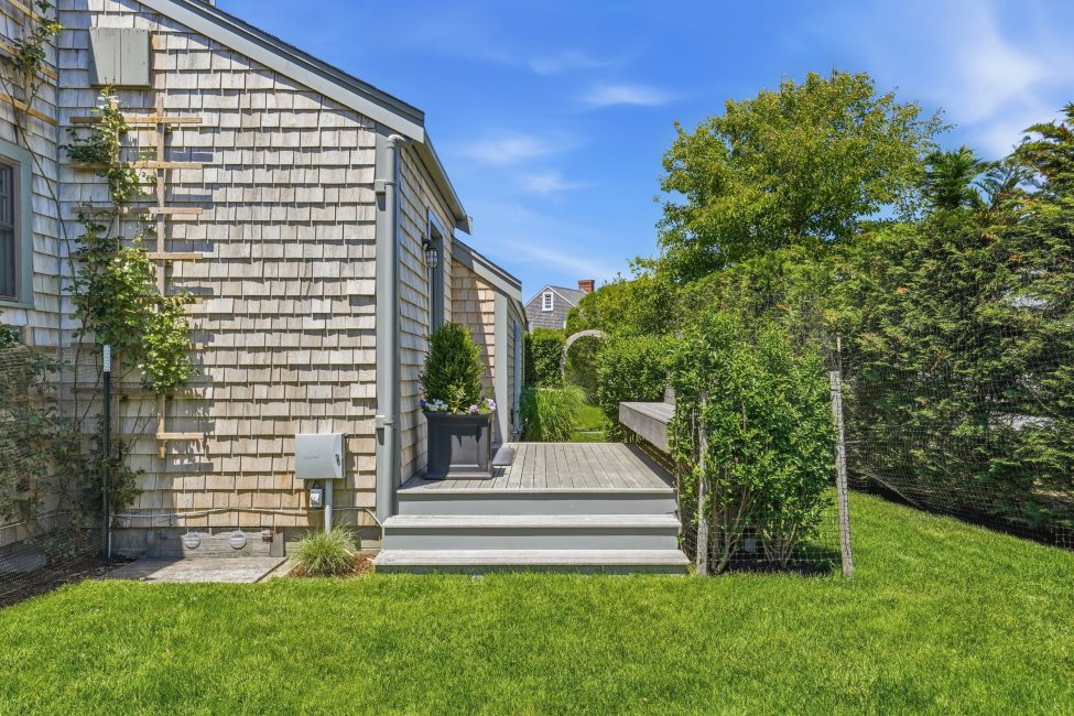                                     142 Miacomet Road Nantucket Rental Image 154
                                