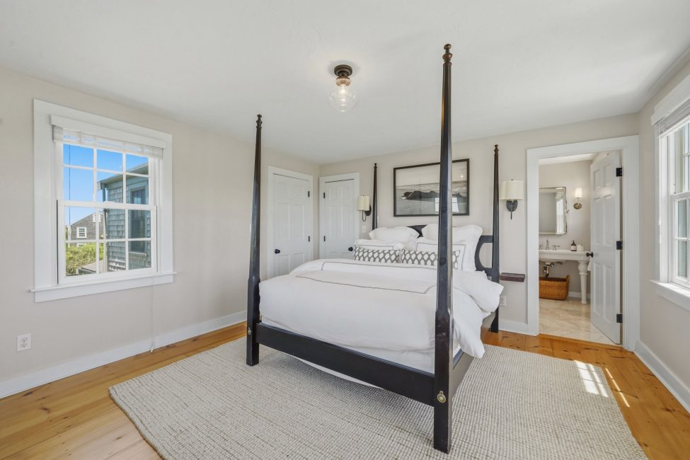                                     142 Miacomet Road Nantucket Rental Image 154
                                