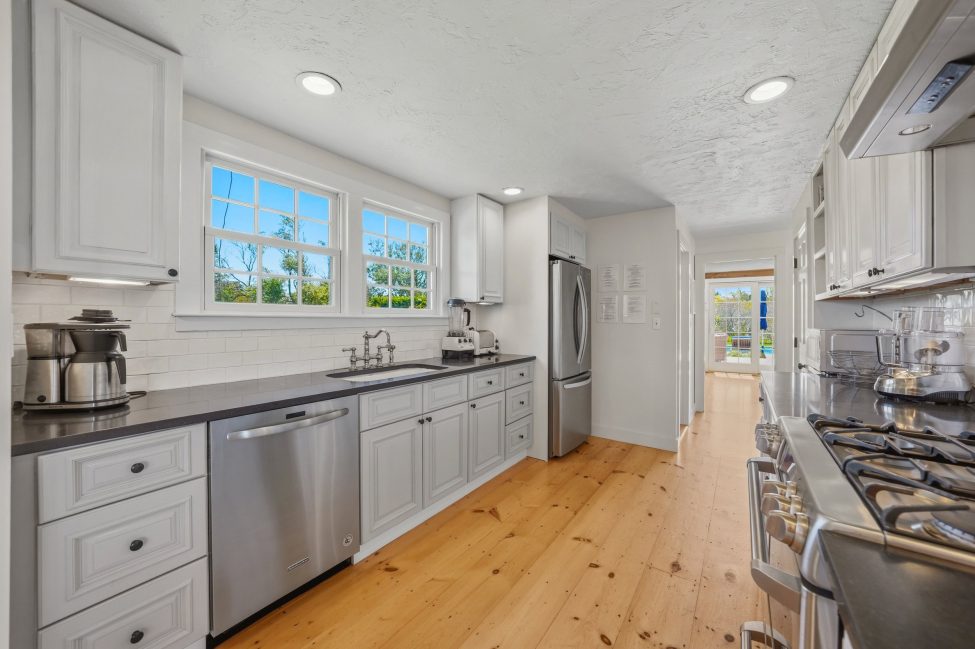                                    142 Miacomet Road Nantucket Rental Image 154
                                