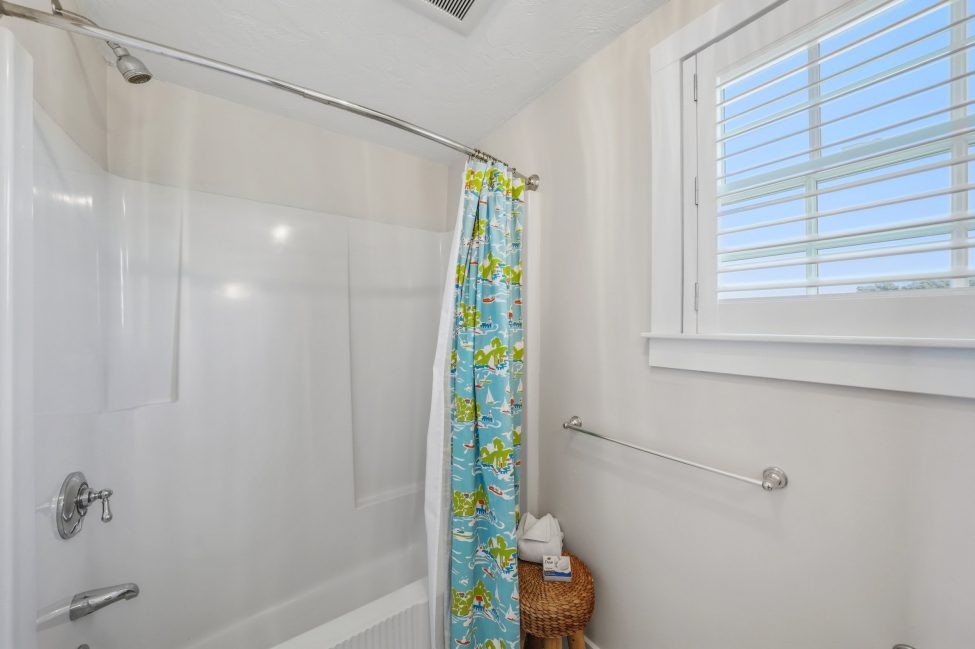                                     142 Miacomet Road Nantucket Rental Image 154
                                