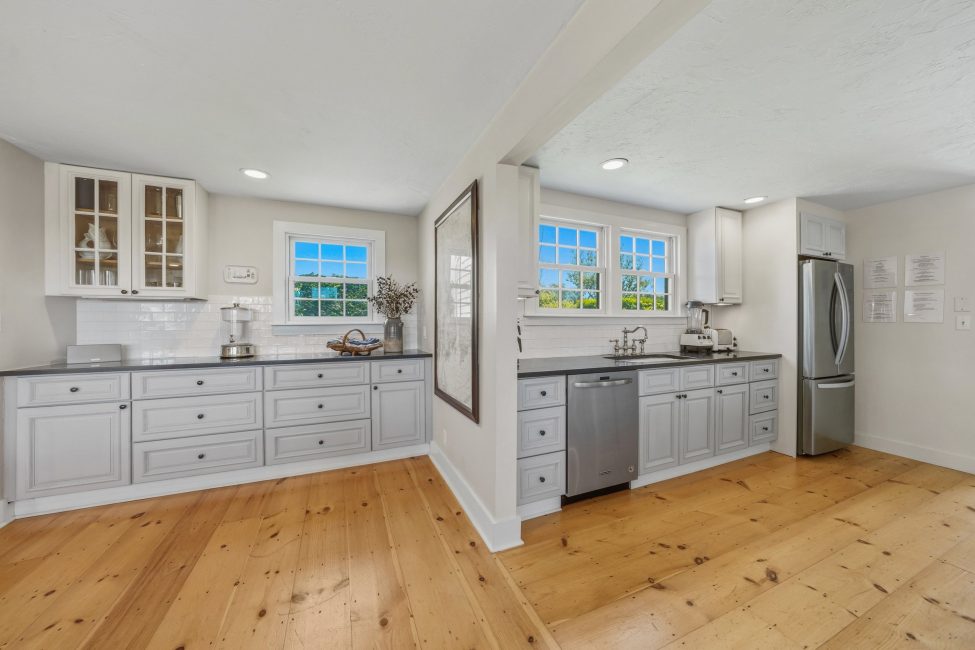                                     142 Miacomet Road Nantucket Rental Image 154
                                