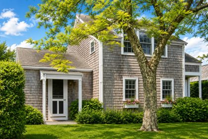 8 West Sankaty Road