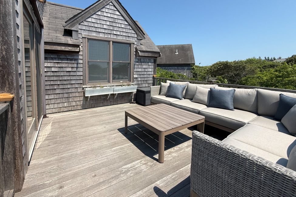                                     4 Berkley Street Nantucket Rental Image 17
                                