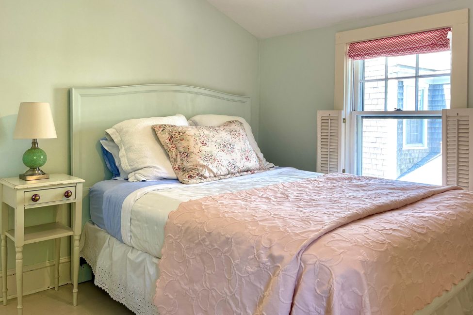                                     30 Pleasant Street Nantucket Rental Image 20
                                