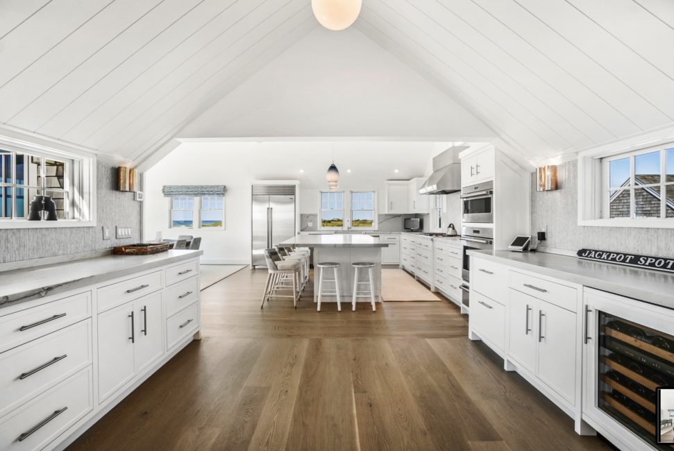                                     2 Marion Avenue Nantucket Rental Image 62
                                