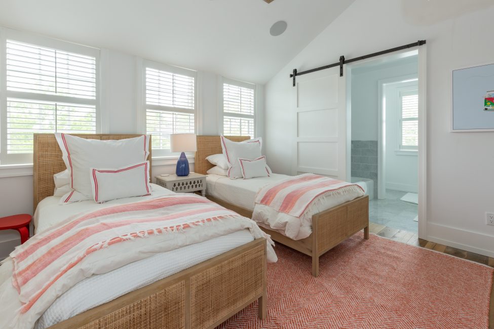                                     33.5 Vesper Lane Nantucket Rental Image 53
                                